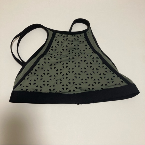 Skye Swim Bikini Top Size Small - Picture 9 of 9